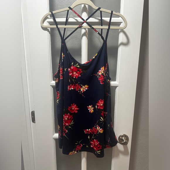 NWT Papermoon Floral Top - Picture 5 of 5